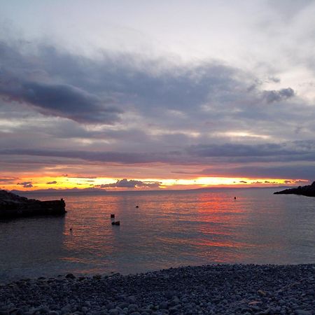Marathos Bay Otel Kokkala Dış mekan fotoğraf