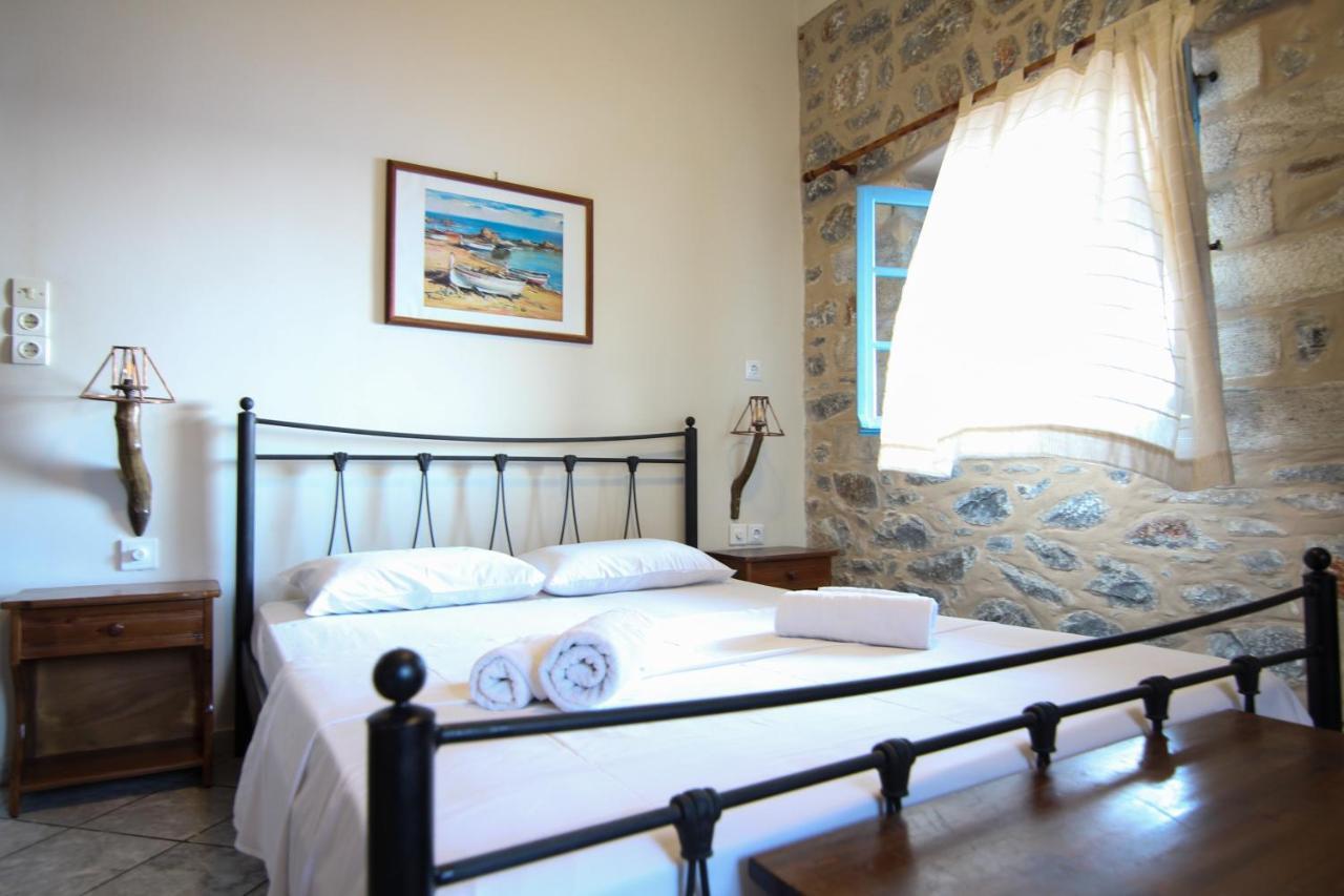Marathos Bay Otel Kokkala Dış mekan fotoğraf