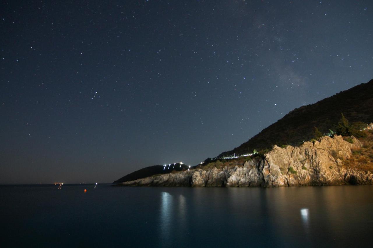 Marathos Bay Otel Kokkala Dış mekan fotoğraf