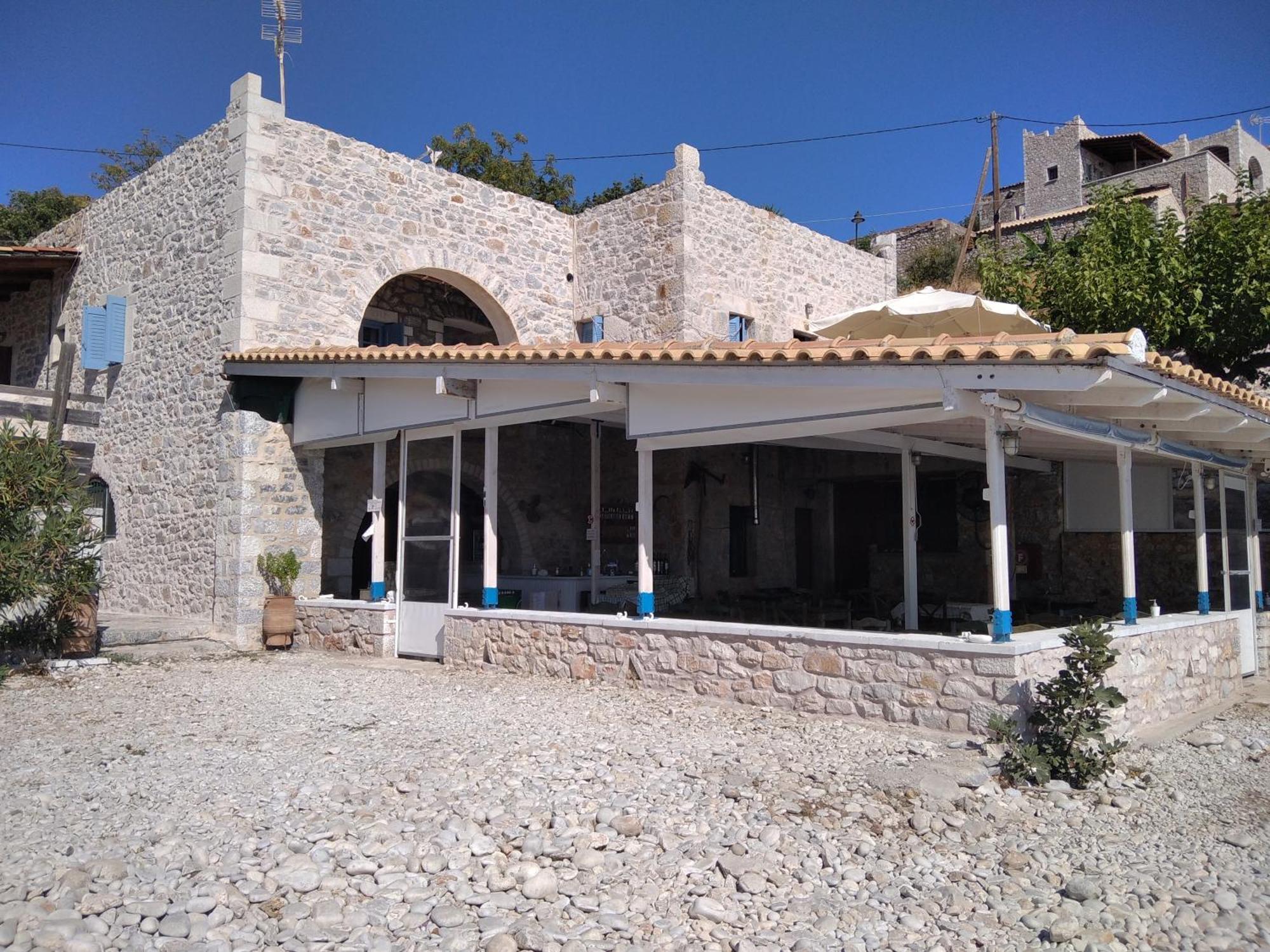 Marathos Bay Otel Kokkala Dış mekan fotoğraf