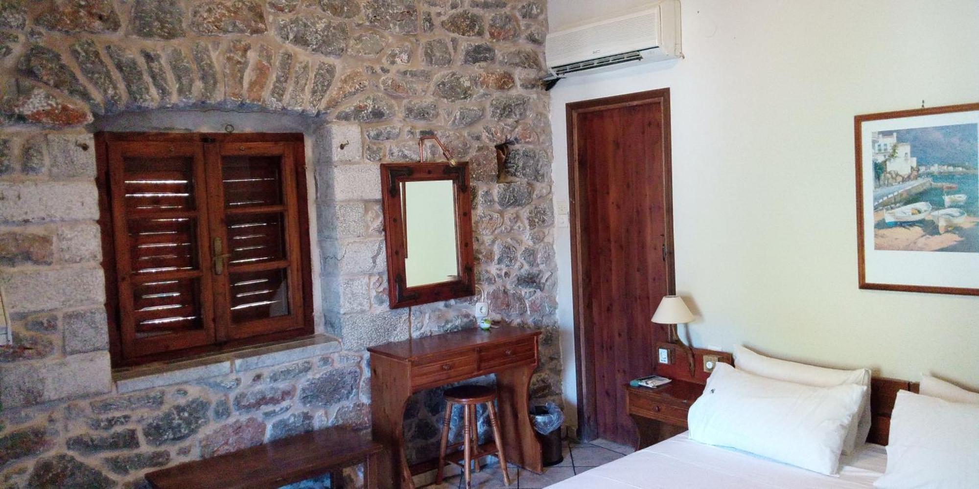 Marathos Bay Otel Kokkala Dış mekan fotoğraf