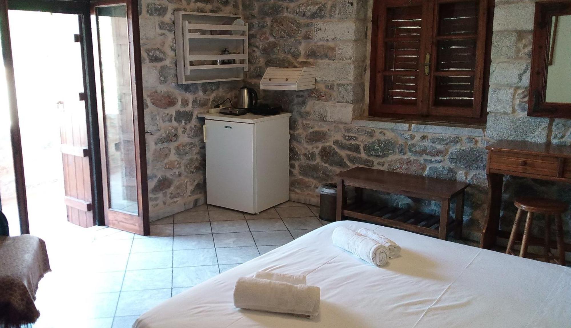 Marathos Bay Otel Kokkala Dış mekan fotoğraf